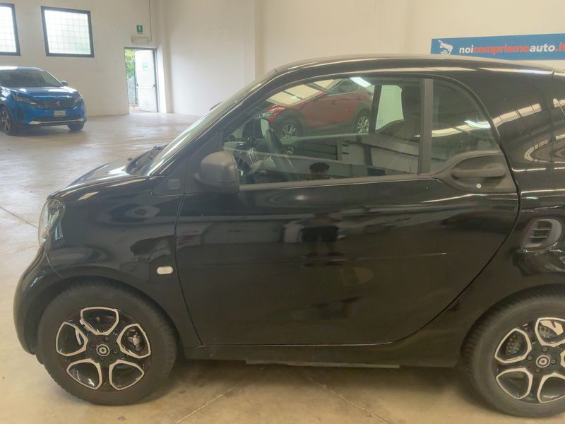 Smart fortwo electric drive 60 kW passion — zdjęcie 4