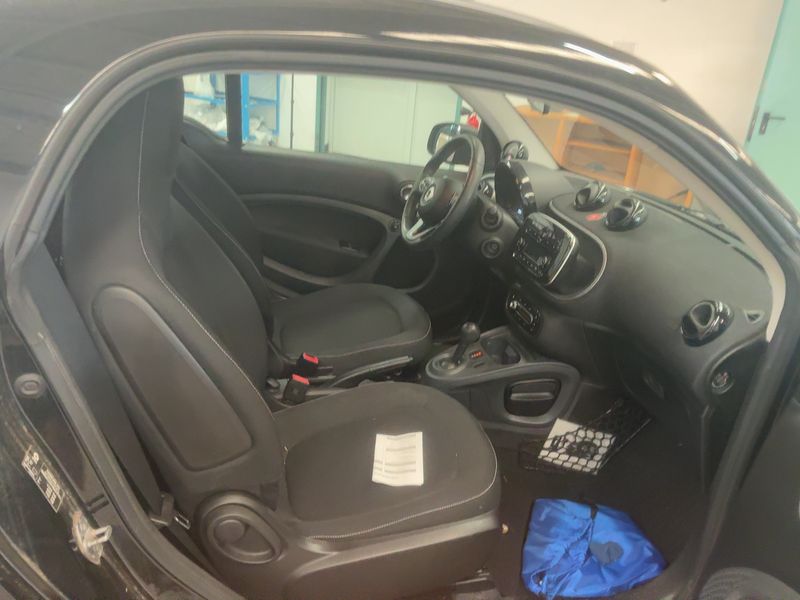 Smart fortwo electric drive 60 kW passion — zdjęcie 14