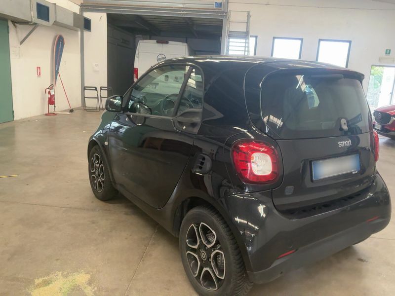 Smart fortwo electric drive 60 kW passion — zdjęcie 3