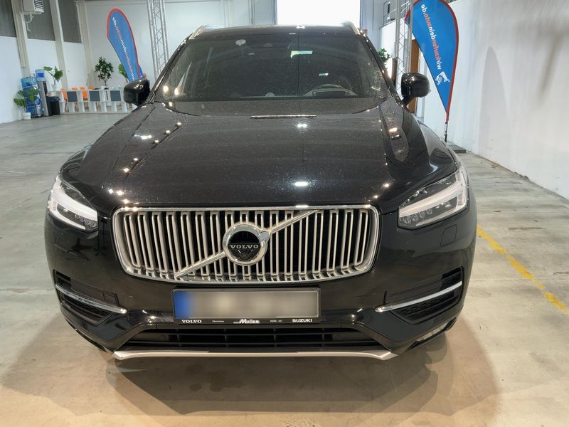 Volvo XC90 2.0 D5 Inscription AWD — zdjęcie 9