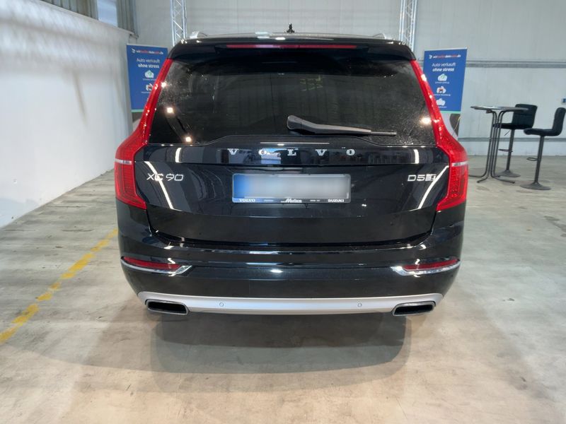 Volvo XC90 2.0 D5 Inscription AWD — zdjęcie 5