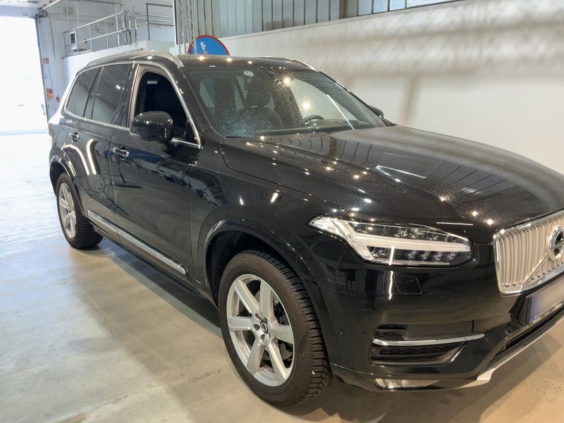 Volvo XC90 2.0 D5 Inscription AWD — zdjęcie 8