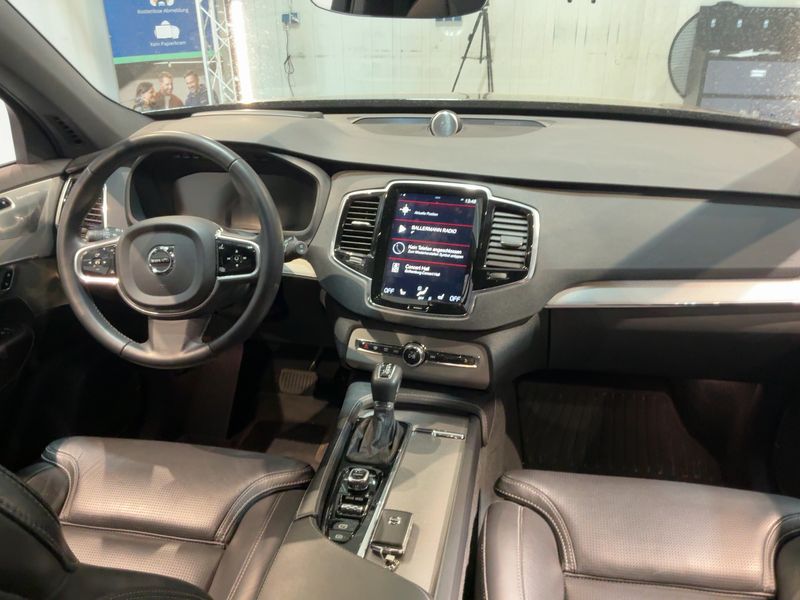 Volvo XC90 2.0 D5 Inscription AWD — zdjęcie 12