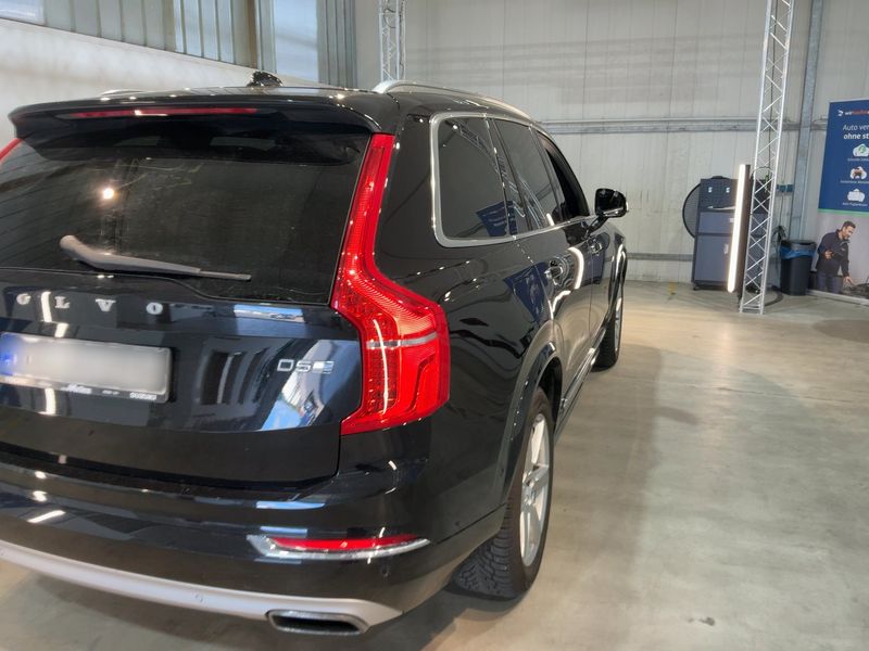 Volvo XC90 2.0 D5 Inscription AWD — zdjęcie 6