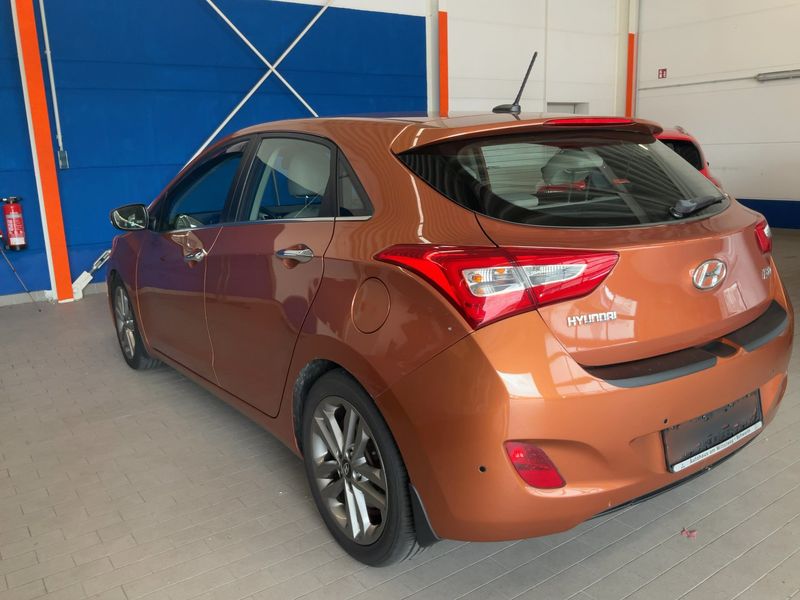 Hyundai i30 1.6 GDI Premium blue 2016 – снимка 6