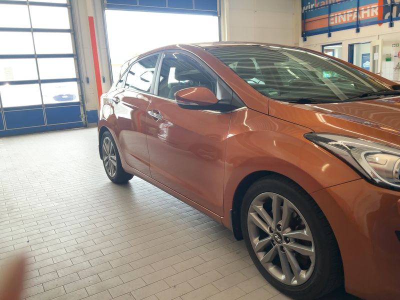 Hyundai i30 1.6 GDI Premium blue 2016 – снимка 12
