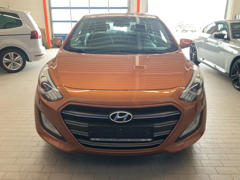Hyundai i30 1.6 GDI Premium blue 2016 – снимка 14