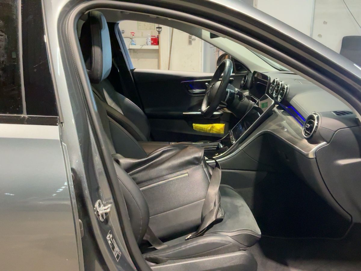 Mercedes-Benz C-Klasse 2023 — photo 18