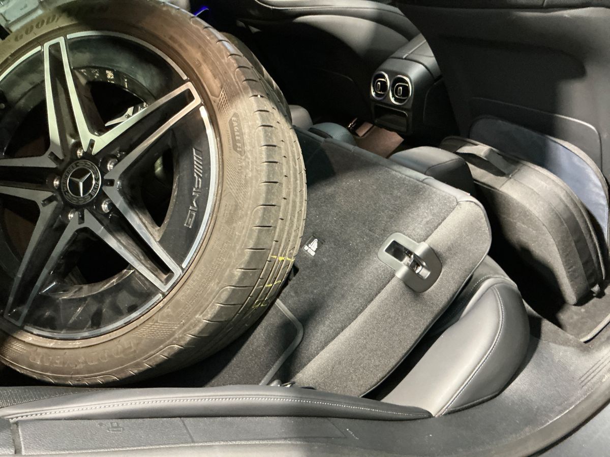 Mercedes-Benz C-Klasse 2023 — photo 37
