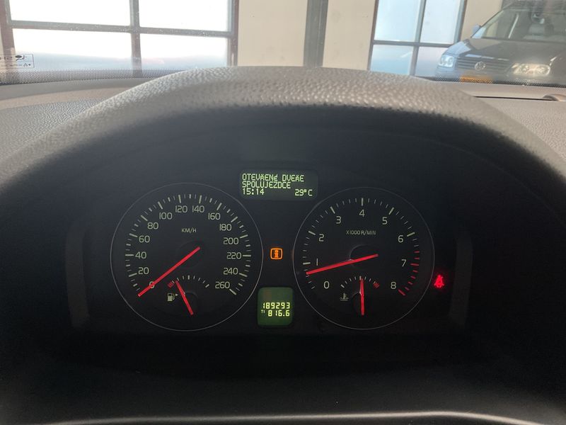 Volvo C30 1.6 Kinetic — zdjęcie 4