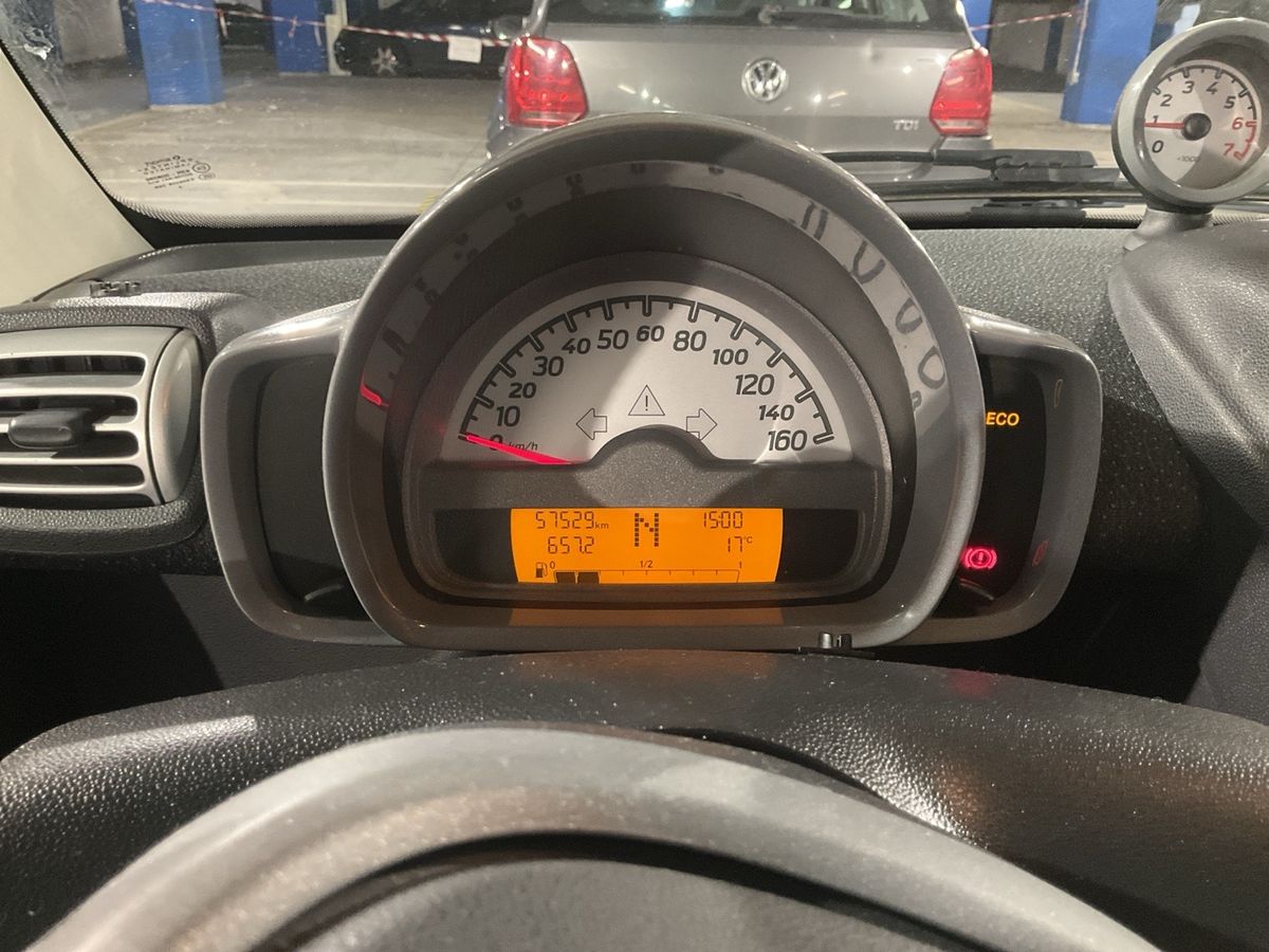 Smart fortwo 2010 — photo 19