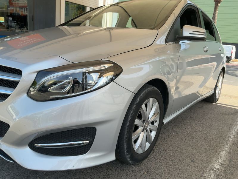 Mercedes-Benz B-Klasse B 180 CDI Style — zdjęcie 2