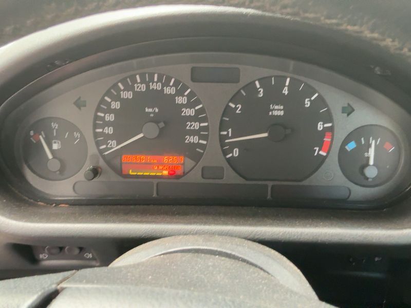 BMW Z3 1.9 1997 – снимка 18