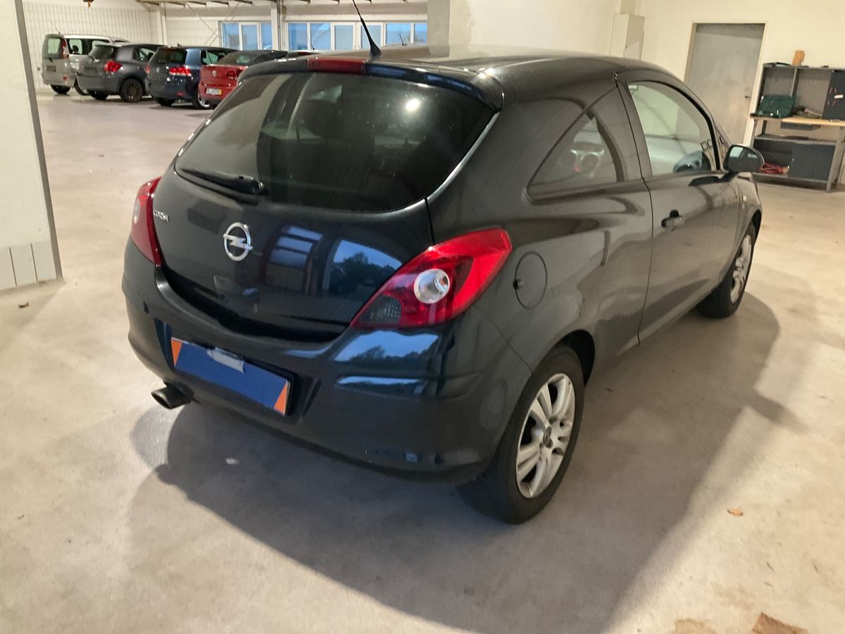 Opel Corsa 1.4 Selection