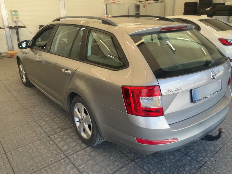 Skoda Octavia 2.0 TDI Elegance 4x4 2015 – снимка 6