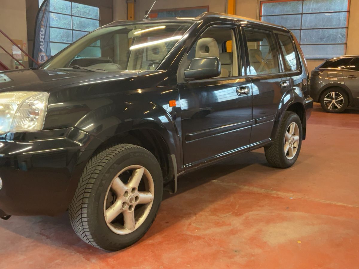 Nissan X-Trail 2.0 Elegance