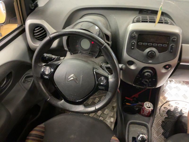 Citroen C1 1.0 VTi Feel — zdjęcie 12