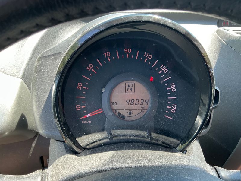 Citroen C1 1.0 VTi Feel — zdjęcie 13