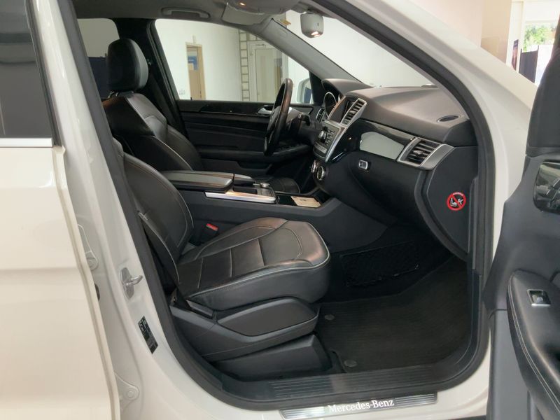 Mercedes-Benz M-Klasse ML 350 CDI BlueTEC — zdjęcie 11