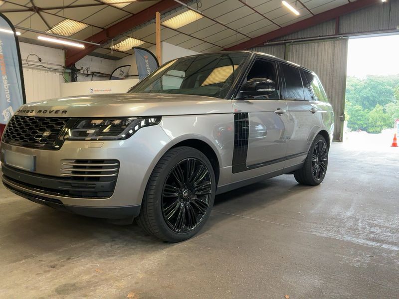 Land Rover Range Rover 5.0 V8 Kompressor Vogue — zdjęcie 2