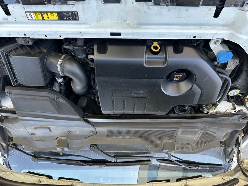 Land Rover Discovery Sport 2.0 Td4 Pure — zdjęcie 8