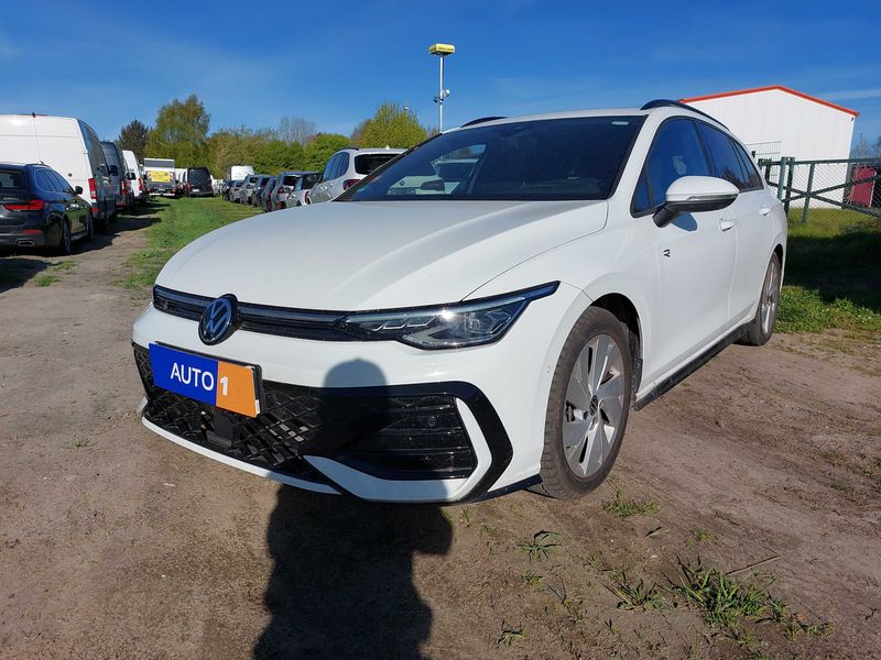 Golf VIII 2.0 TSI R-Line 4Motion