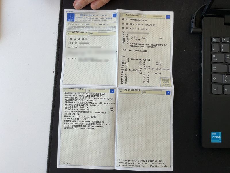 Mercedes-Benz EQB 300 4Matic Progressive — zdjęcie 15