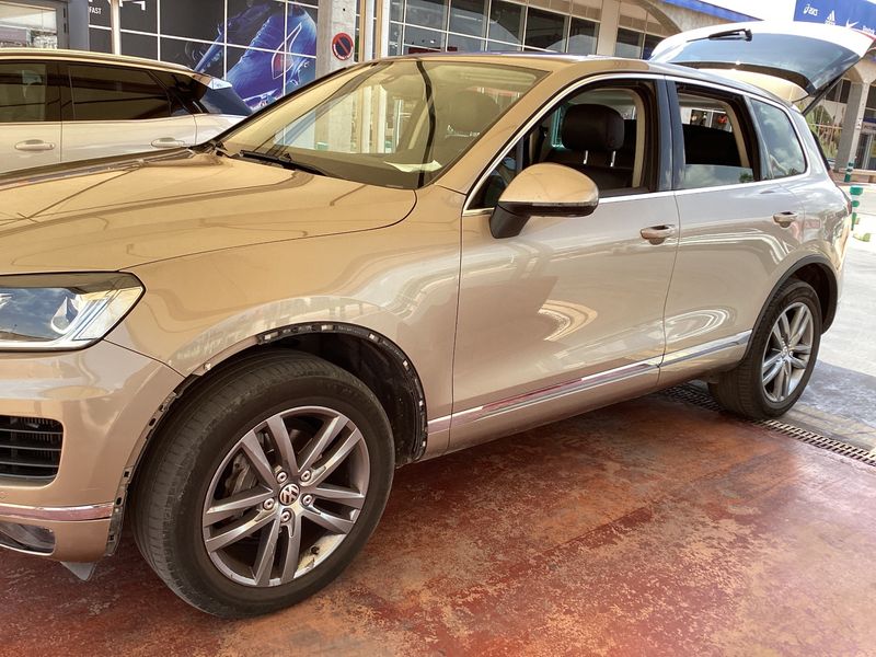 Volkswagen Touareg 3.0 V6 TDI Terrain Tech BlueMotion Tech 2015 – снимка 2