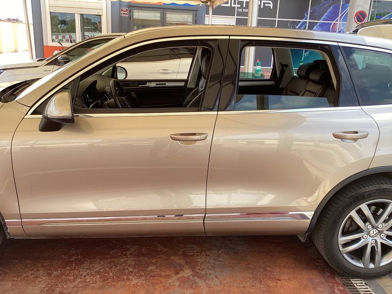 Volkswagen Touareg 3.0 V6 TDI Terrain Tech BlueMotion Tech 2015 – снимка 4