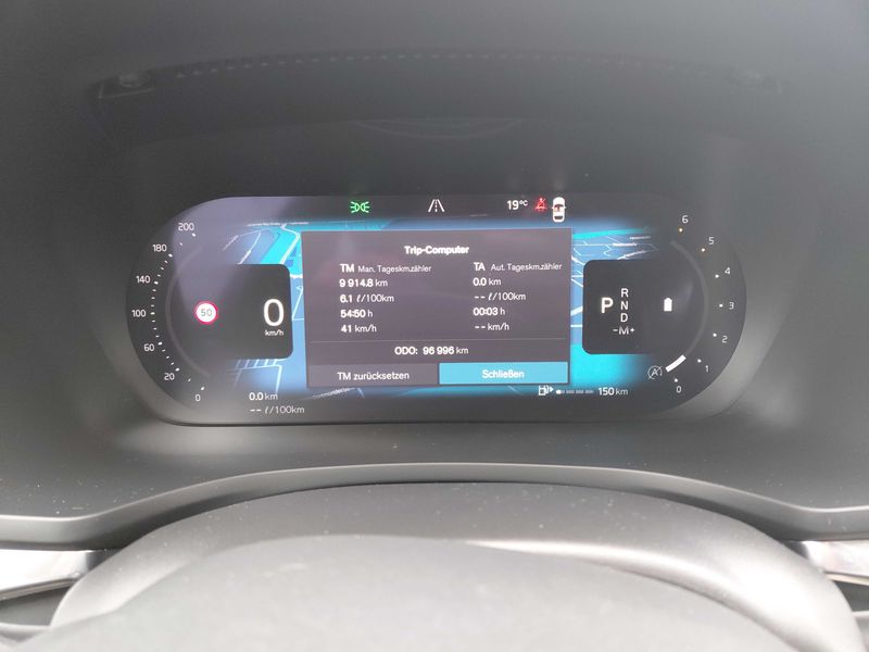 Volvo V60 2.0 T8 Plug-in Hybrid R Design AWD — zdjęcie 12