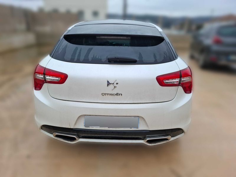 Citroen DS5 1.6 SportChic — zdjęcie 4