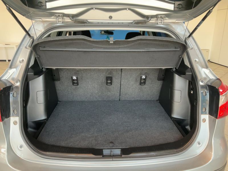 Suzuki SX4 S-Cross 1.6 Cool 4WD — zdjęcie 10