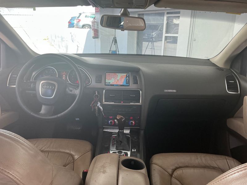 Audi Q7 3.0 V6 TDI quattro — zdjęcie 12