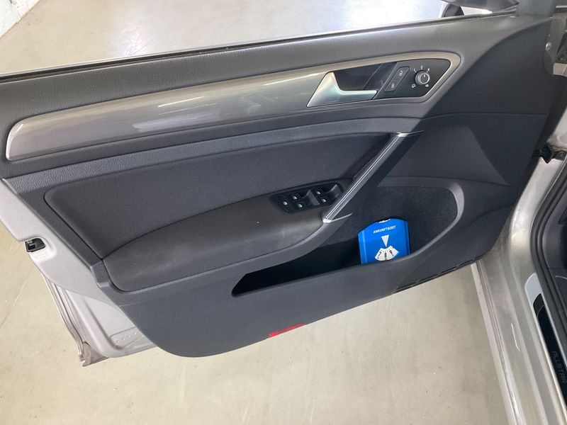 Volkswagen Golf VII 1.6 TDI Allstar BlueMotion Tech 2016 – снимка 30