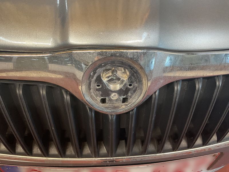 Skoda Superb 1.6 TDI GreenLine 2012 – снимка 25