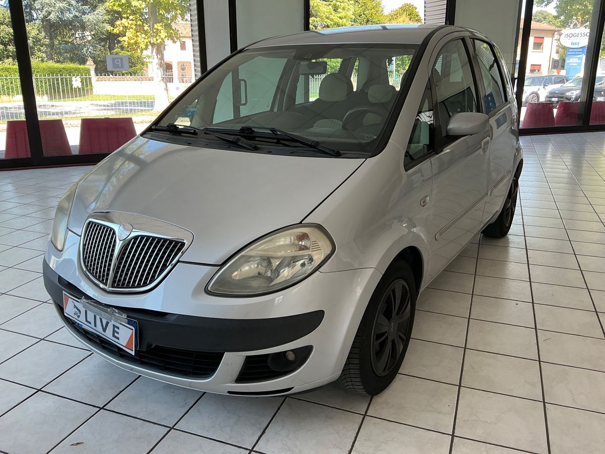 Lancia Musa 1.4 Oro