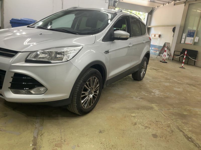 Ford Kuga 2.0 TDCi Titanium 2014 – снимка 2