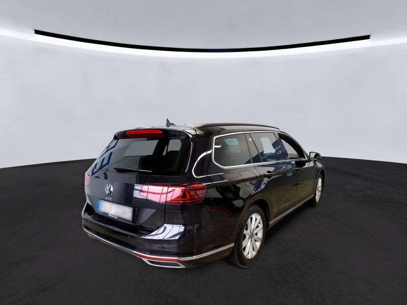 Volkswagen Passat 1.4 GTE — zdjęcie 15