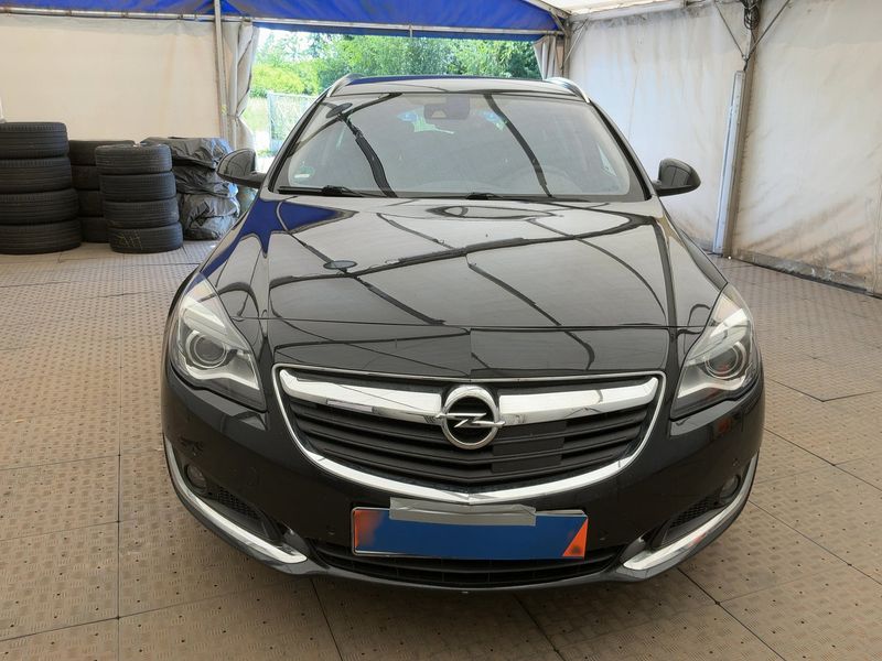 Opel Insignia Sports Tourer 2.0 CDTI Innovation — zdjęcie 9