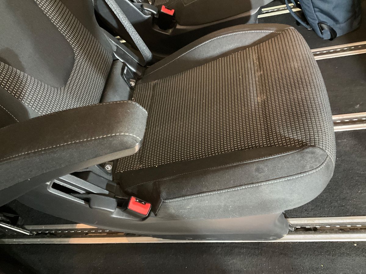 Mercedes-Benz V-Klasse 2021 — photo 51