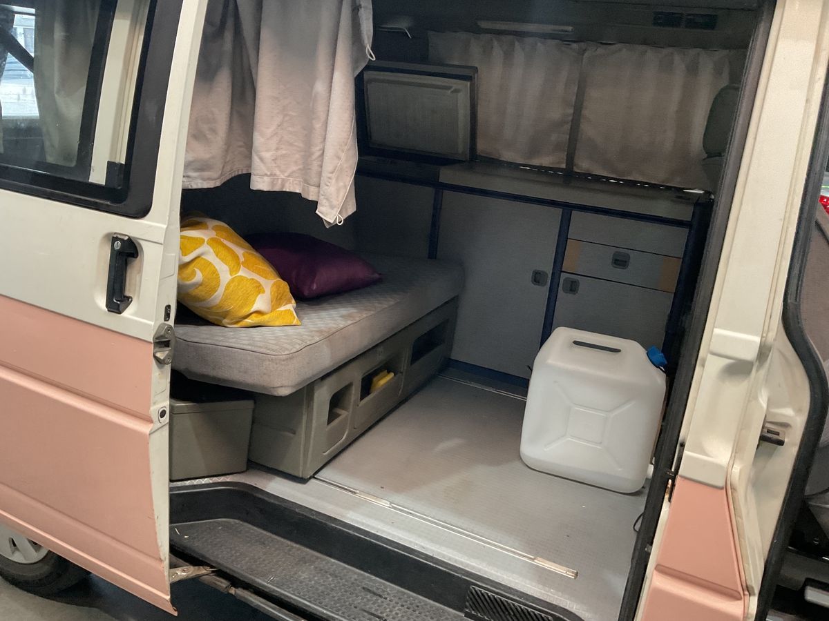 Volkswagen T4 1992 — photo 20