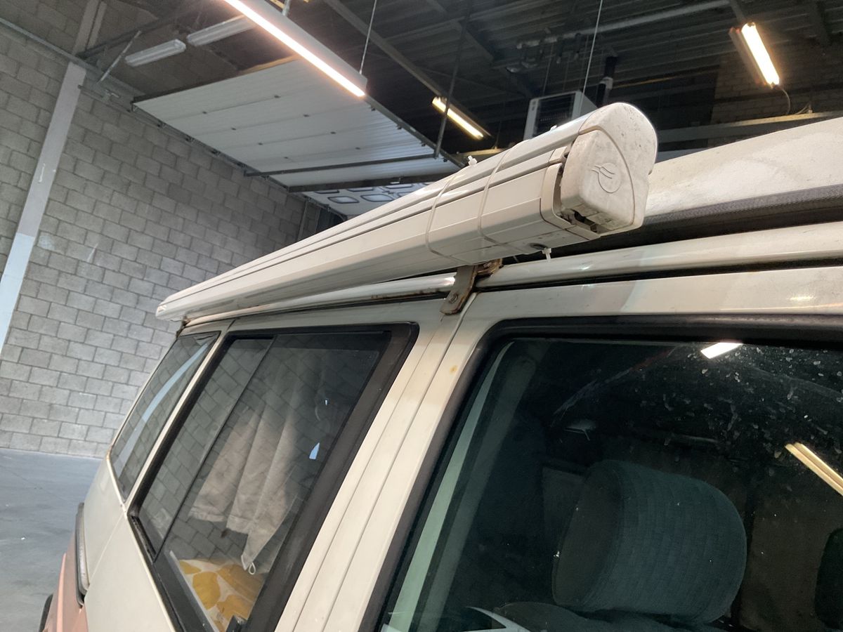 Volkswagen T4 1992 — photo 28