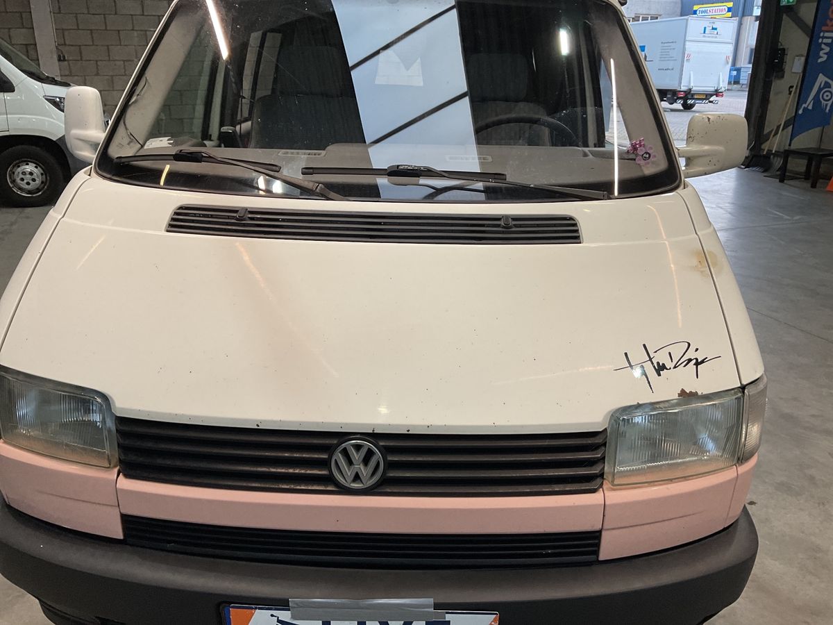 Volkswagen T4 1992 — photo 46