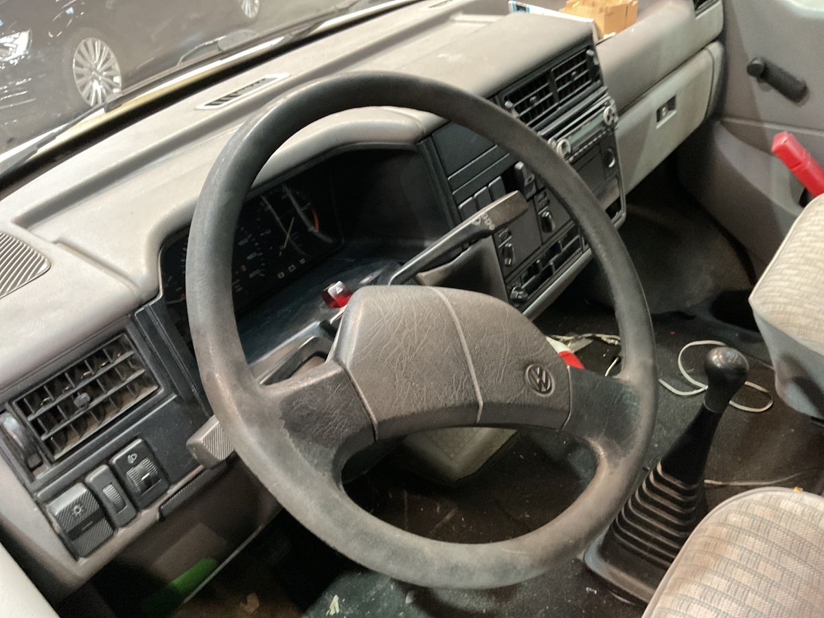 Volkswagen T4 1992 — photo 36