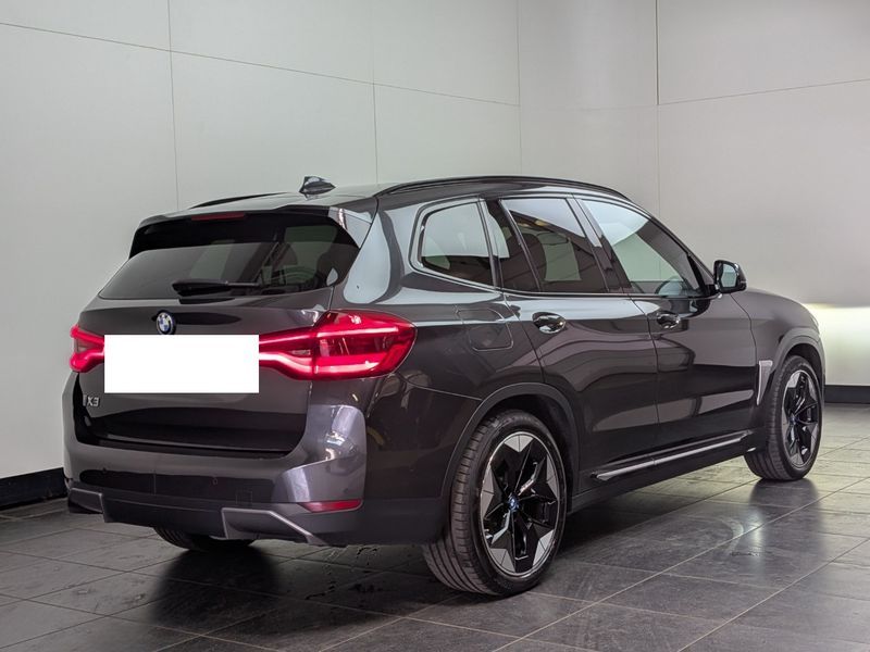 BMW iX3 electric drive 210 kW Impressive — zdjęcie 3