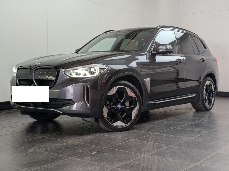 BMW iX3 electric drive 210 kW Impressive