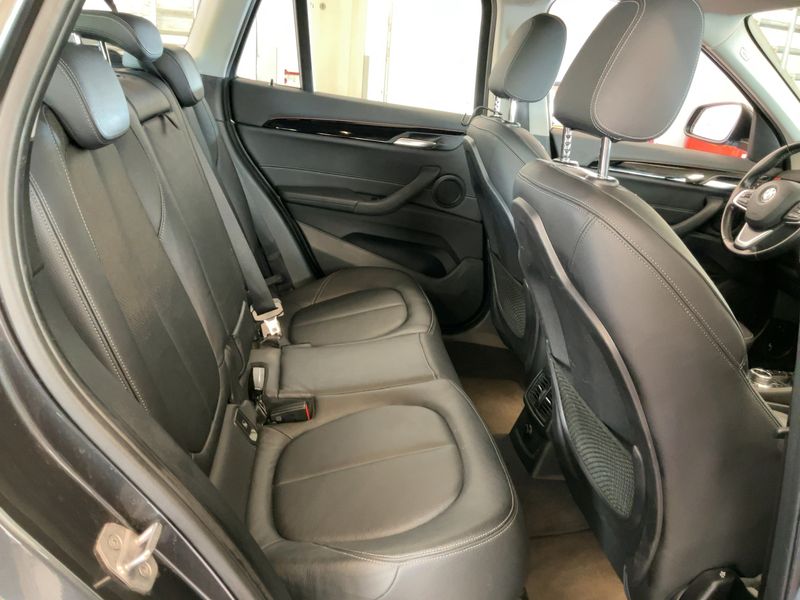 BMW X1 xDrive 20d Sport Line 2017 – снимка 20
