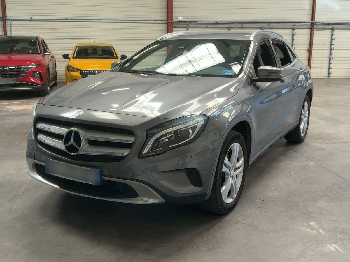 Mercedes-Benz GLA-Klasse 2015 — photo 1