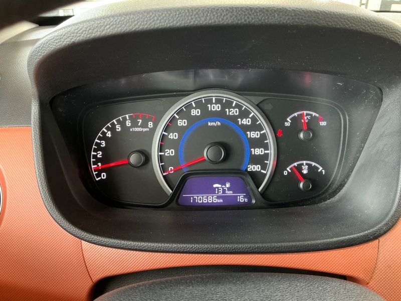 Hyundai i10 1.0 Comfort — zdjęcie 4