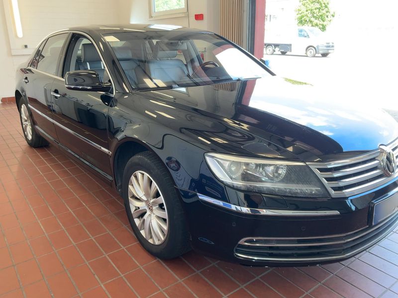 Volkswagen Phaeton 4.2 V8 Lang 4Motion — zdjęcie 8